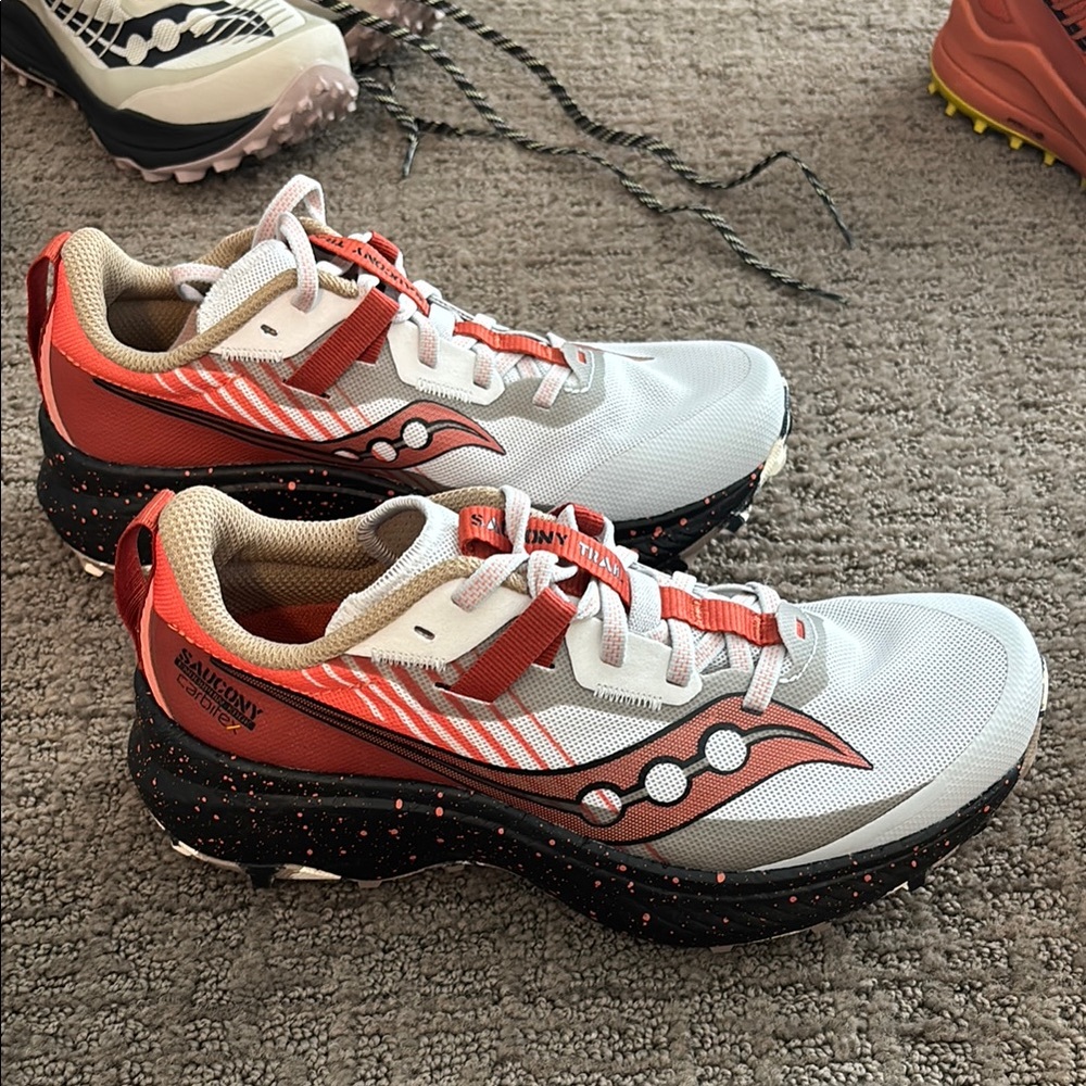 Saucony Women's Endorphin Edge